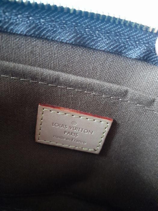 LOUIS VUITTON дамска чанта .