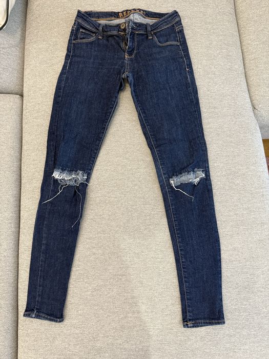 Два чифта дамски дънки