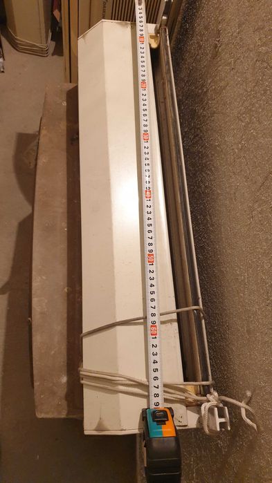 Външни алуминиеви ролетни щори - бели + водачите