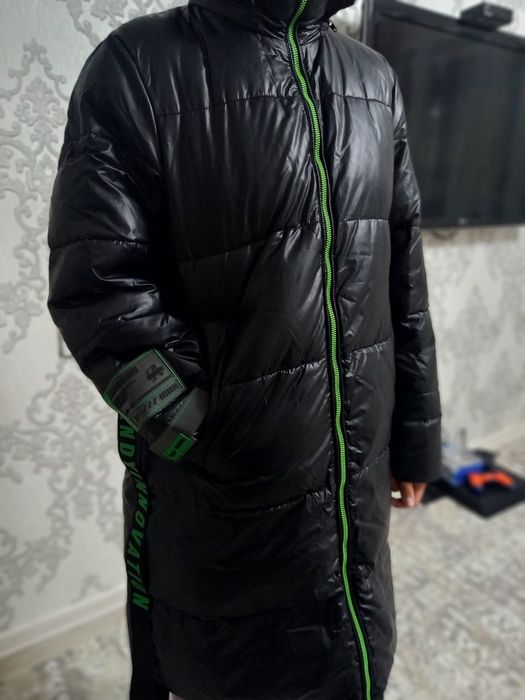 Продам куртку зима, лет на 9-12,