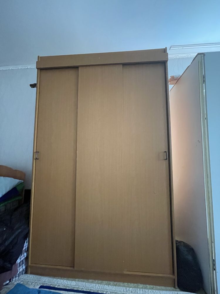 Шкаф купе ! Срочно продаем.