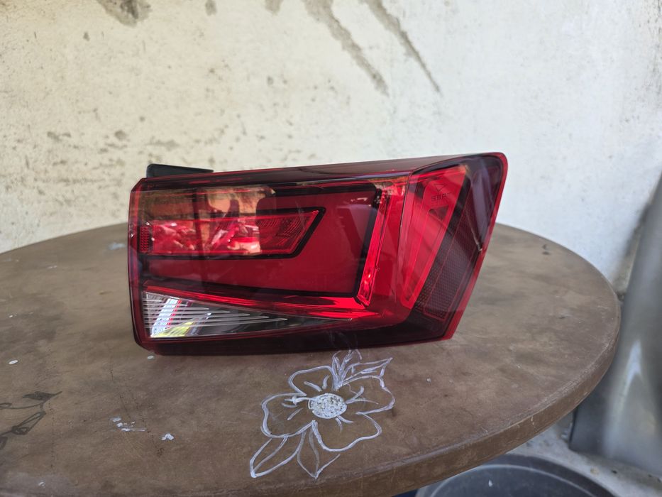 Seat Ateca LED десен стоп 2020 16-