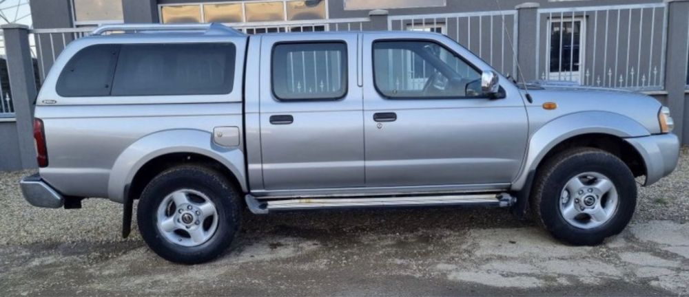 Hardtop, Bena închisă Mitsubishi L200 Double Cab, Nissan Navara