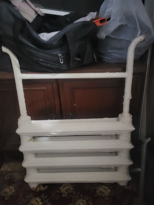 Советская чугунная батарея