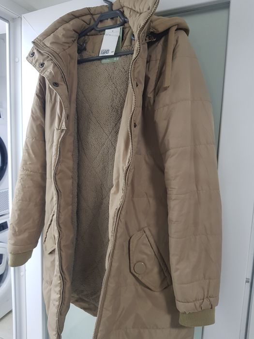 Vând haină de iarnă H&M