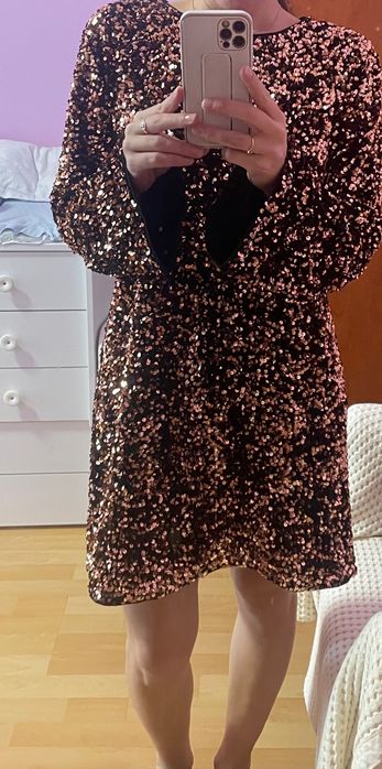 Официална рокля с пайети HM