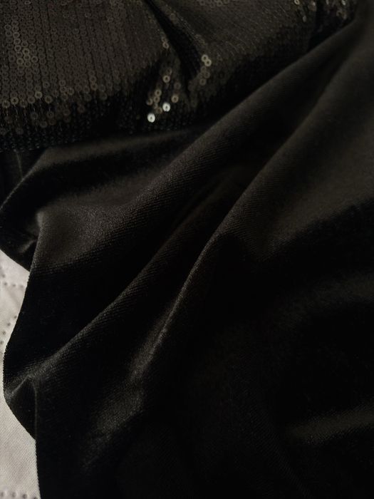 Черна рокля Zara