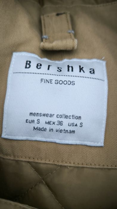 Vand geaca Bershka