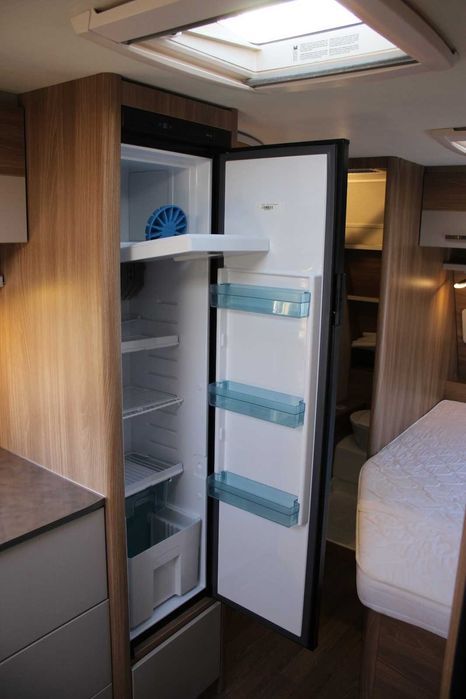 Rulota Burstner Premio 460TS