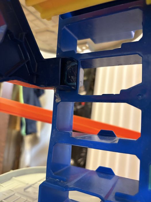 Hot Wheels Ultimate Garage varianta T-Rex