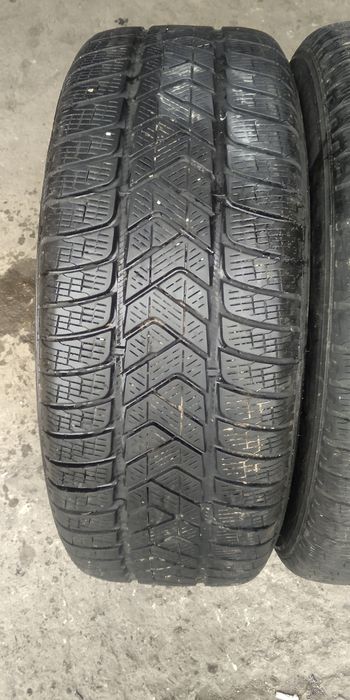 Зимни гуми -2020г.-18цола-235/60-1бр.-100лв."PIRELLI"