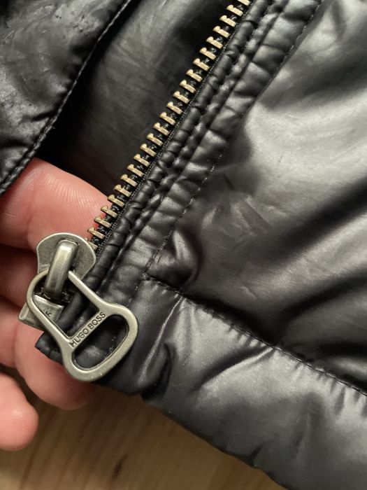 HUGO BOSS / мъжки пухен елек/грейка L