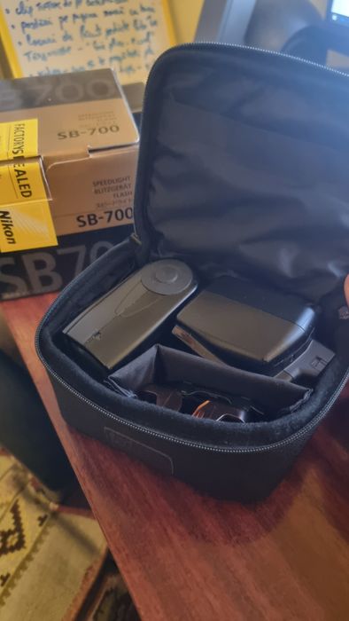 Blitz Nikon SB-700 Speedlight – stare excelentă + cutie originală