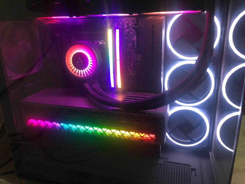 Pc Gaming Ryzen 7 9800x3d, RX 9070XT GAMING OC FACTURA