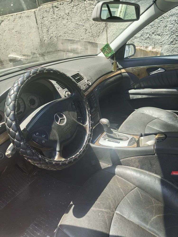Mercedes E320 4matik benzin gas