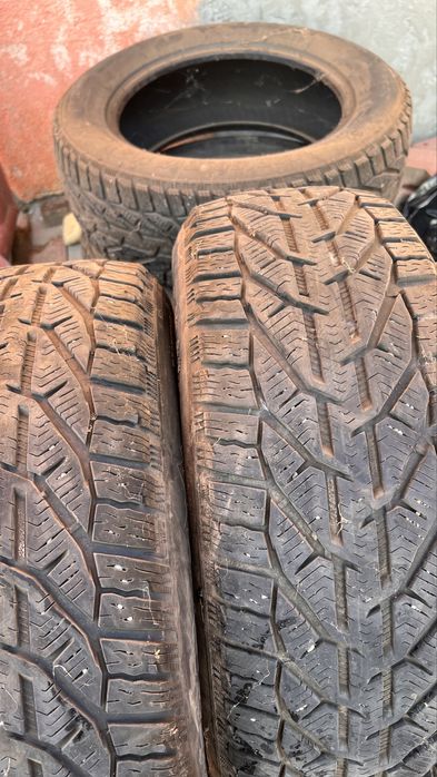 Anvelope/Cauciucuri iarna 225/60/17