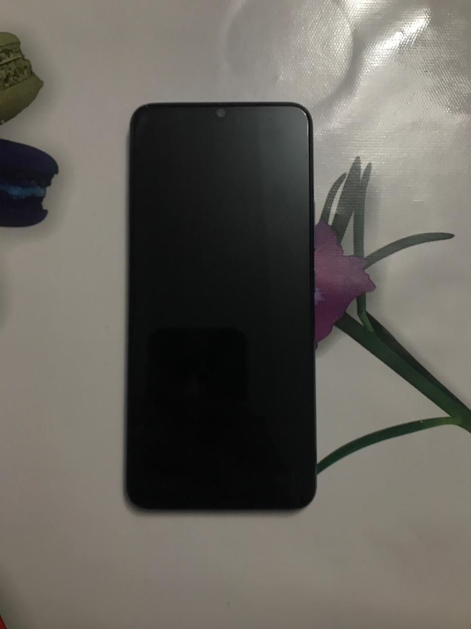 Vivo v21e в хорошем состоянии