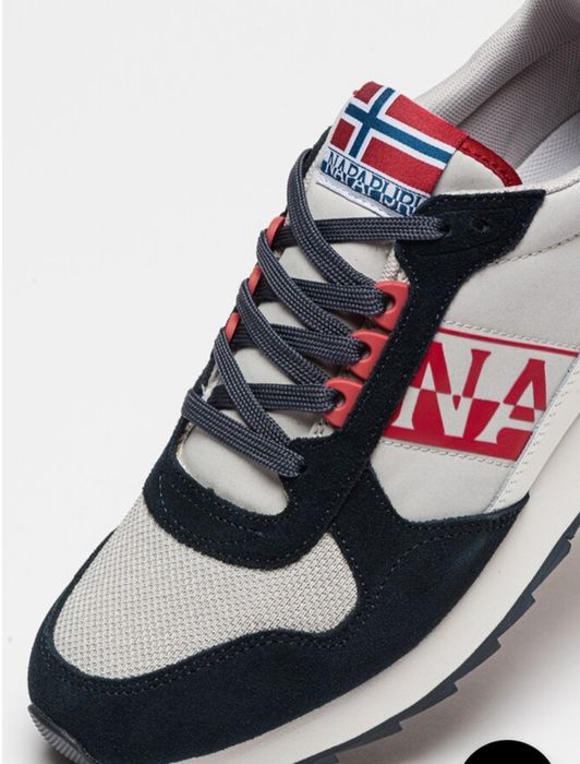 Vand adidasi Napapijri ,sunt noi în cutia originala