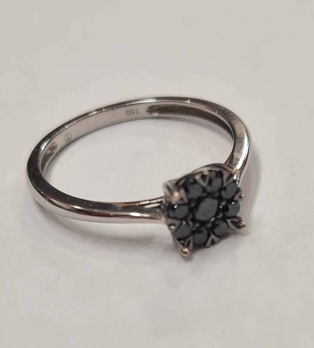 Inle din aur alb 18k, cu diamante negre, IAU776