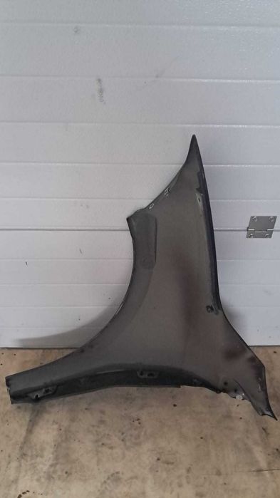 aripa dreapta fata Renault Megane 3 coupe an 2011