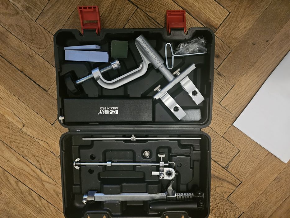 Продавам точилка за ножове