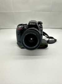 Nikon D3300 Nikon DX AF-P NIKKOR 18-55mm 1:3.5-5.6G
