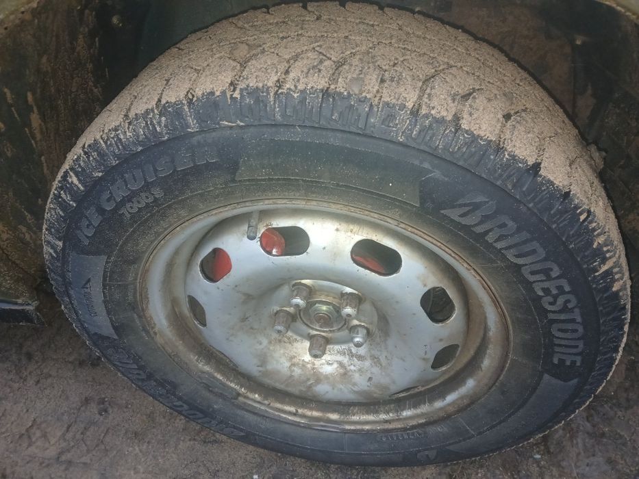 Продам шины на 15