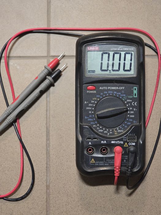 Multimetru UNI-T UT55