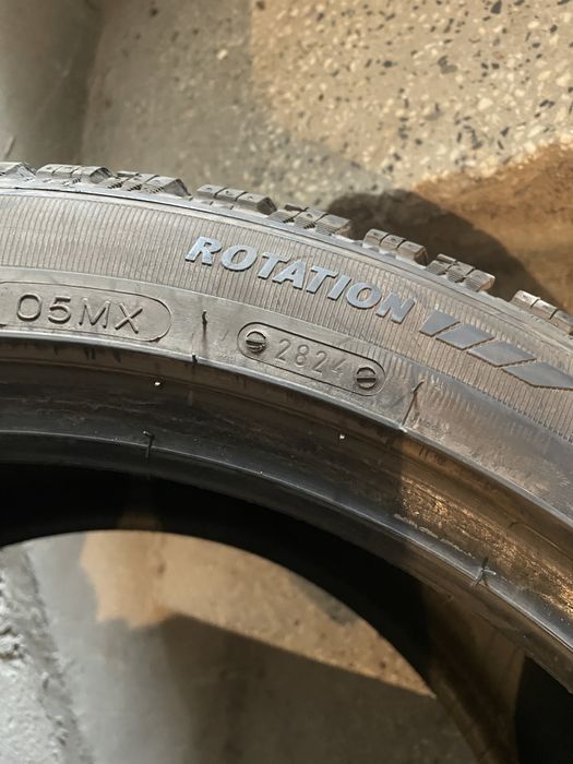 235/45/18 2 броя зимни гуми !