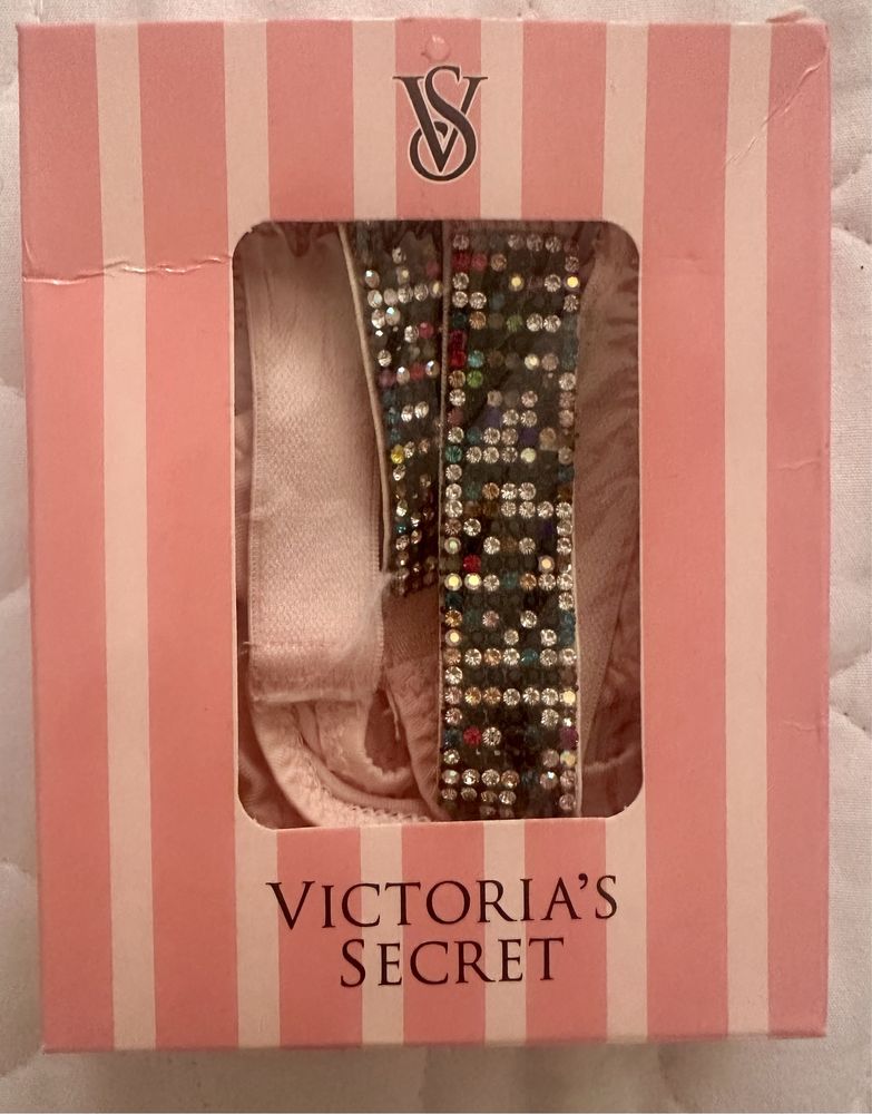 Бельо Victoria’s Secret