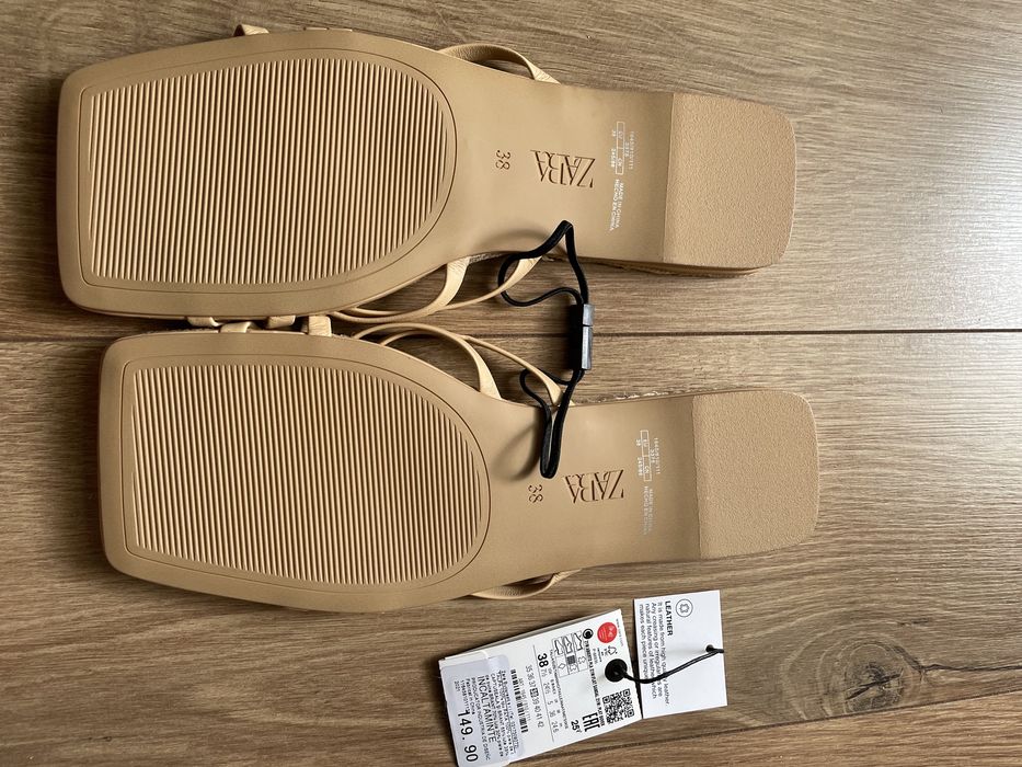 Papuci ZARA din piele si iuta, Noi masura 38, 40 si 41