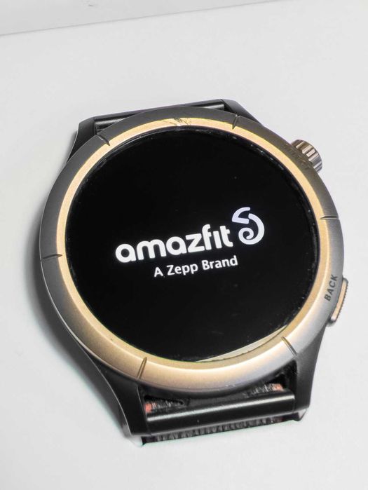 Smartwatch Amazfit Cheetah Pro ( Garmin Forerunner like) Utilizat SH