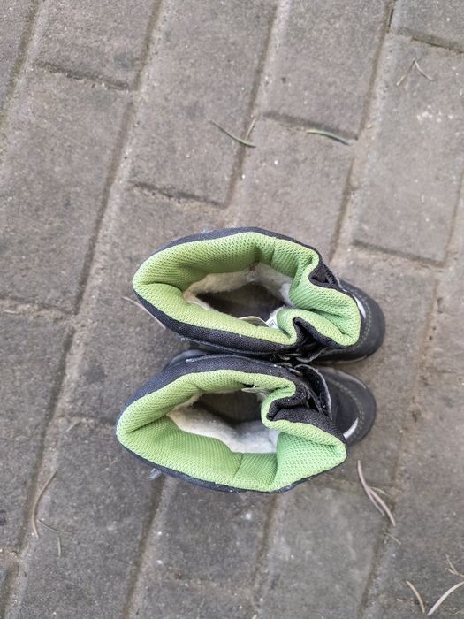 Vând cizmulițe zăpadă copii mărimea 24