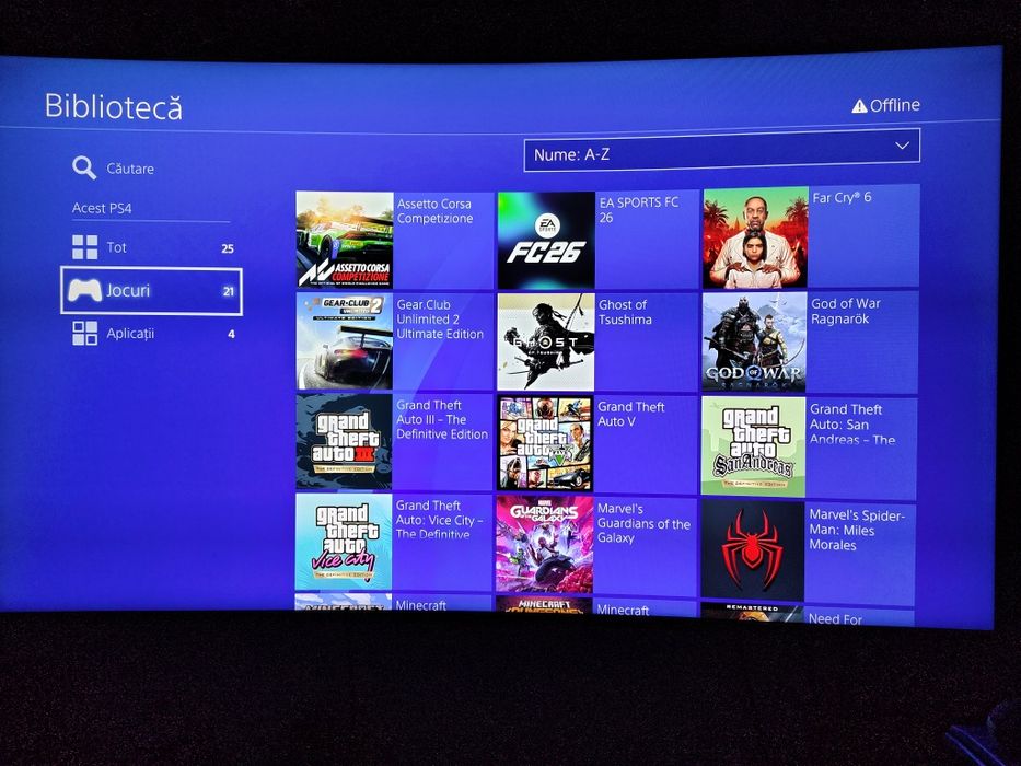 Joc Ps4 pro modat 20 jocuri toate accesoriile.