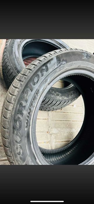 Зимни гуми Pirelli  235/55 R19