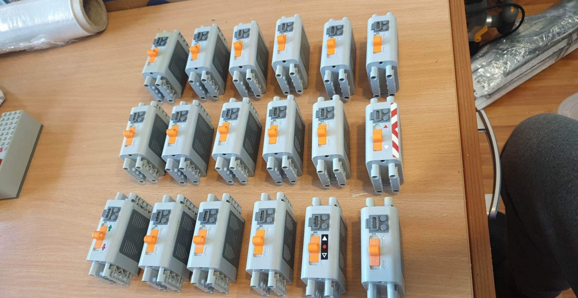 Лего кутии за батерии