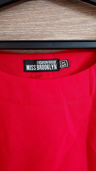 Вталена,къса  дамска рокля