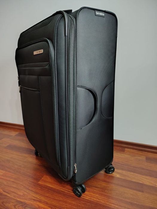 Vând valiză Samsonite