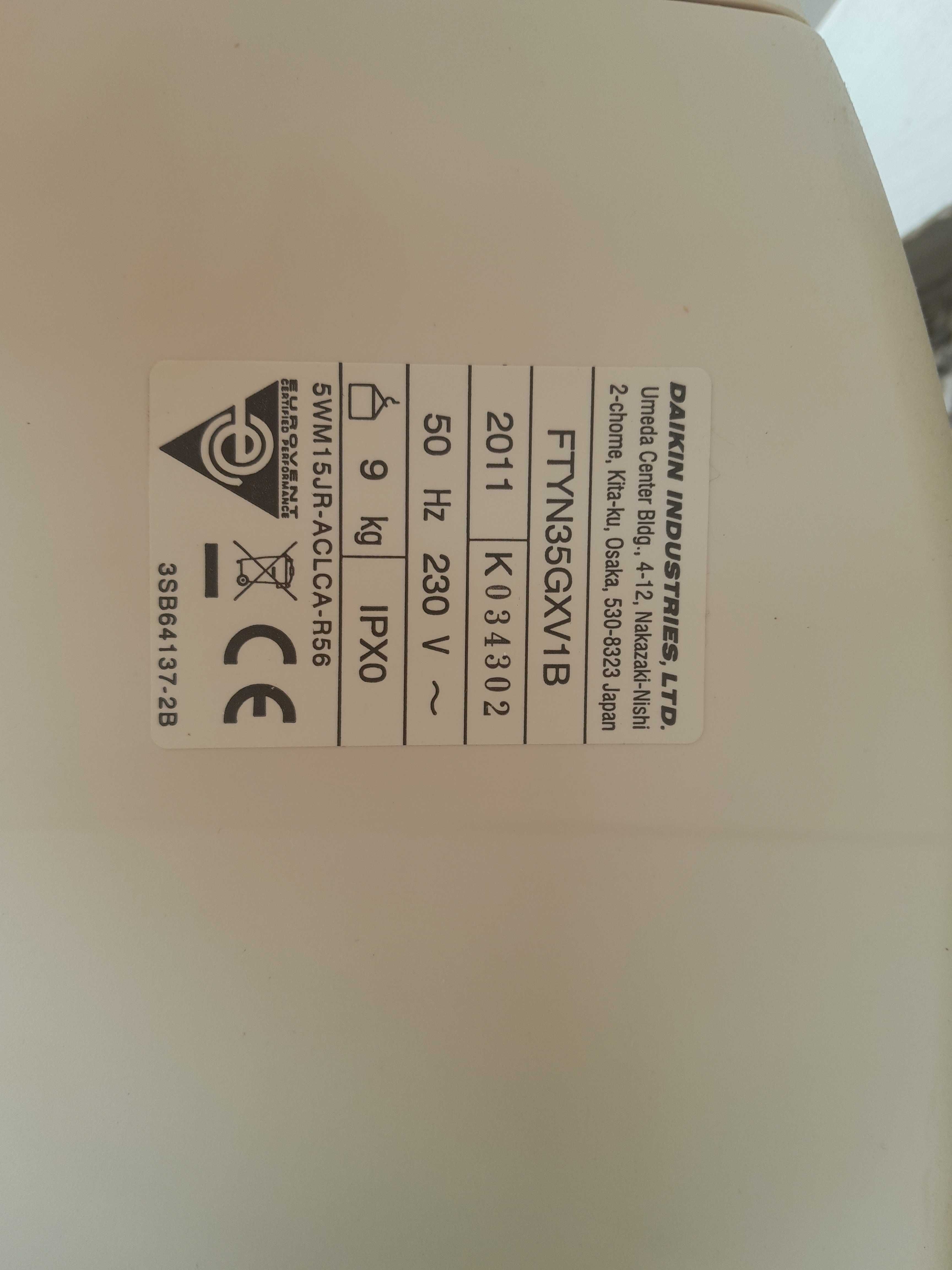 Конвенционален климатик 12ка Daikin FTYN35GXV1B