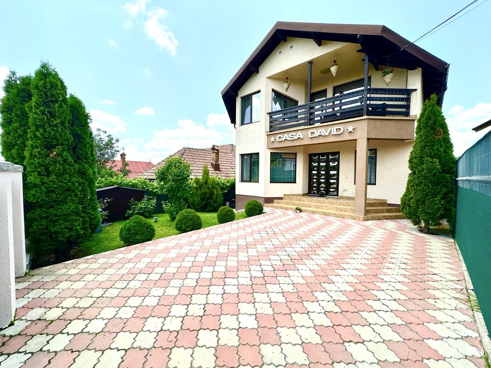 Cazare integral Comarnic munte casa David  8 persoane piscina