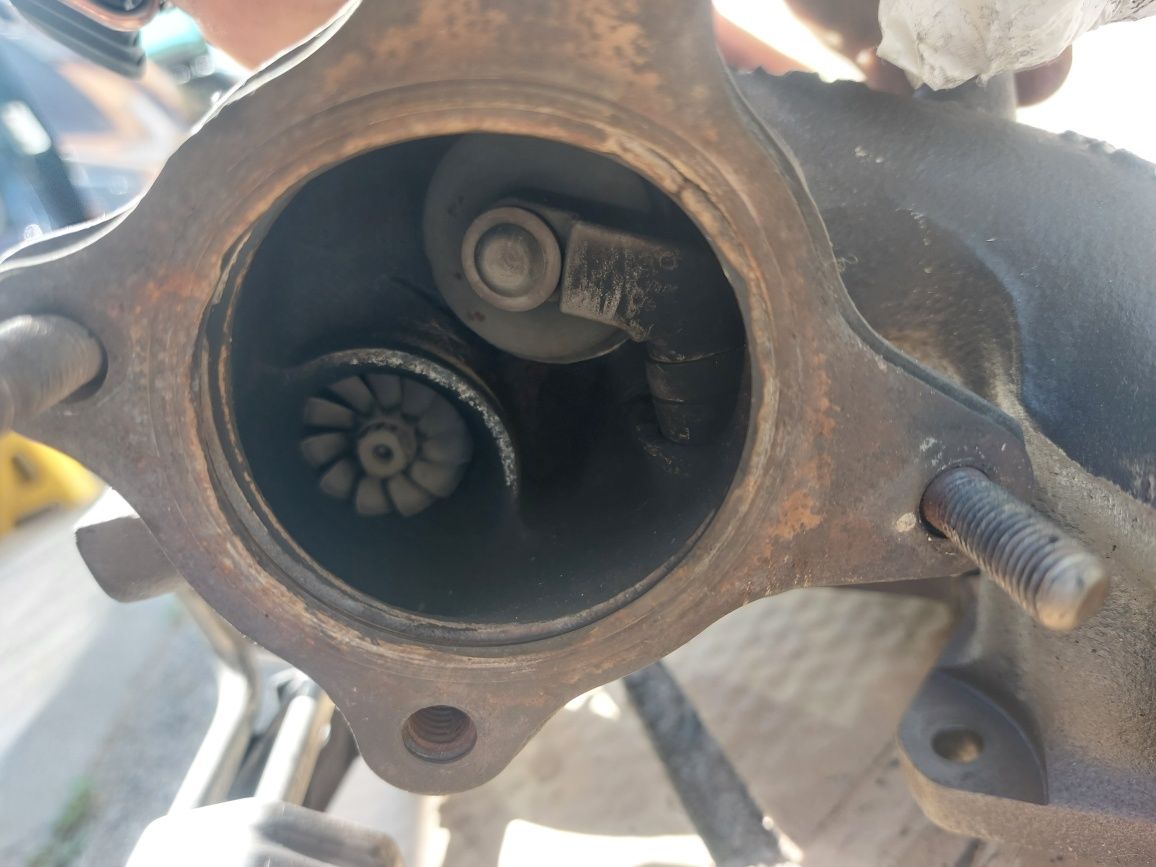 Turbo turbina turbosuflanta motor 1.4 TSI CAX 122 cai vw golf passat