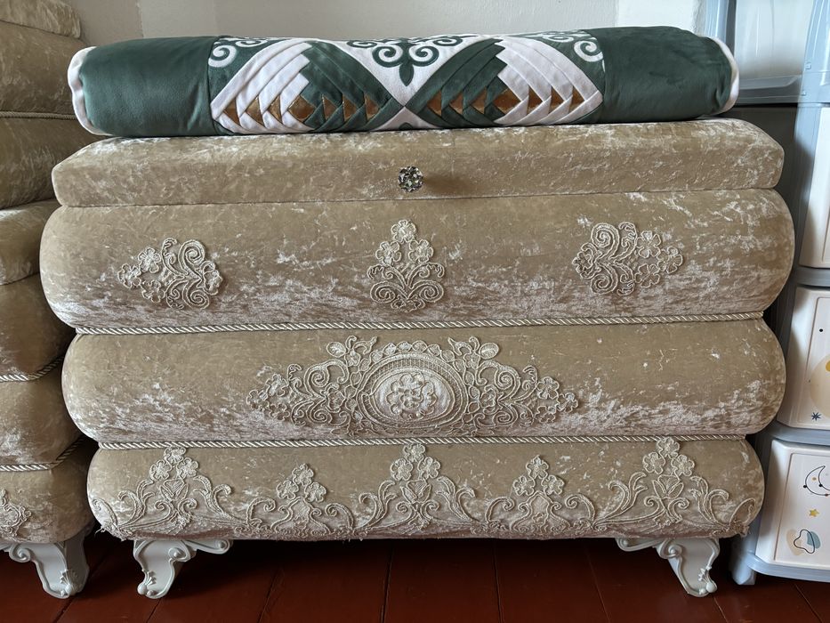 4 сандық бірге көшуімізге байланысты сатып жатырмын