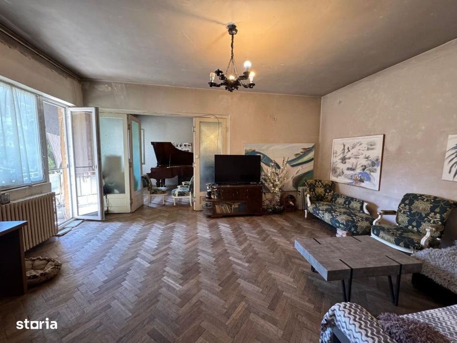 Ultracentral! Ap. 110 mp., 3 camere in vila , Cluj-Napoca!