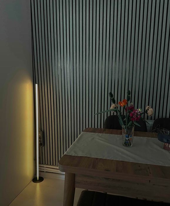 Декоративна Лед лампа RGB със стойка