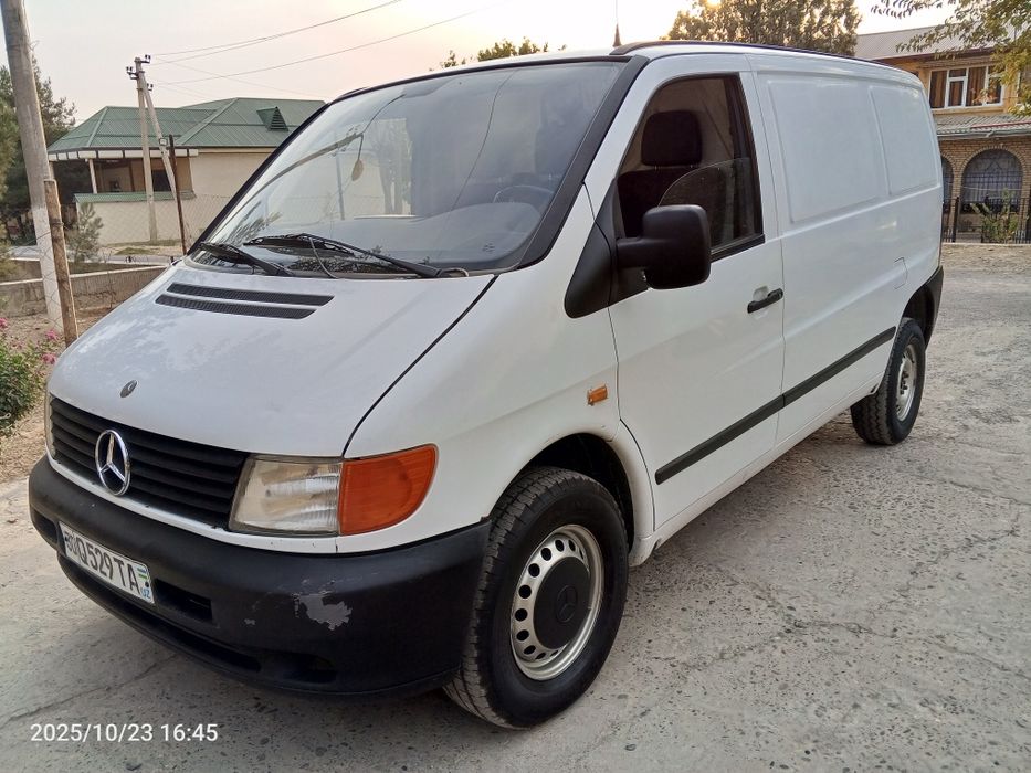 Mercedes Vito сотилади холати зур срочна сотилади.