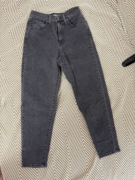 Blugi levi’s gri/ negru