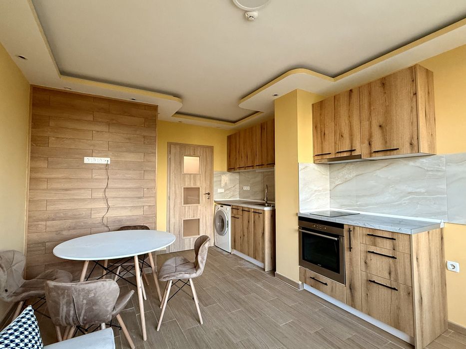 Дава се под наем Двустаен апартамент в София, Кръстова вада - 52 кв.м за 561 € - Снимка #1