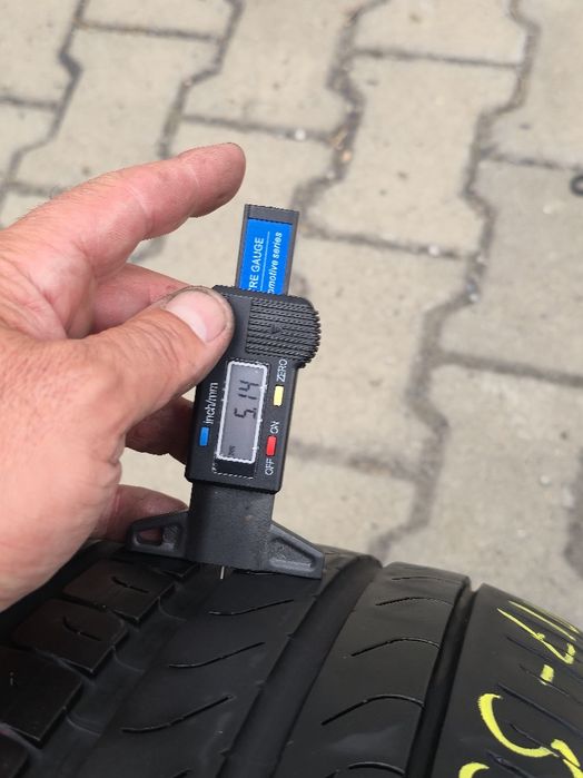 225 50 17 Pirelli