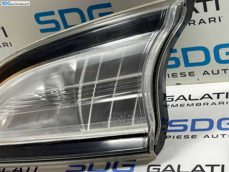 Stop Lampa Tripla Dreapta de pe Hayon Haion Portbagaj Mazda 3 2009 - 2013 Cod 513F0 K2442 [2511]