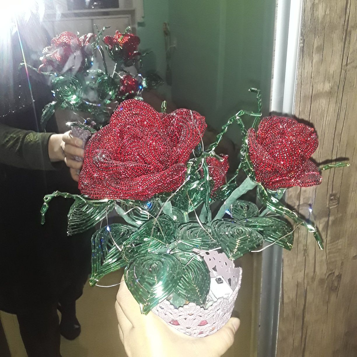 100%qo'l mehnati tuvakdagi gul